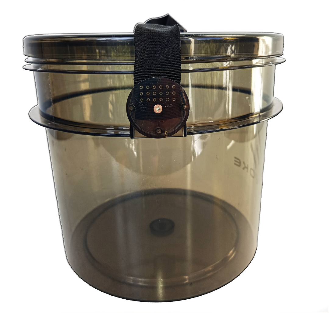 Envoke Grit Guard Honeycomb Washboard & Bucket Kit
