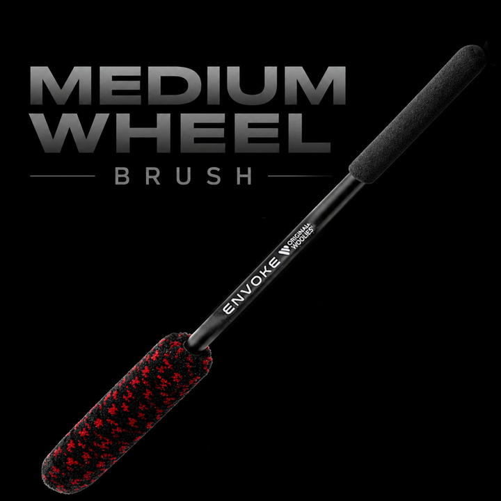 Wheel Woolie PLUS Brush Medium straight 18" handle, advanced fibre, comfort grip